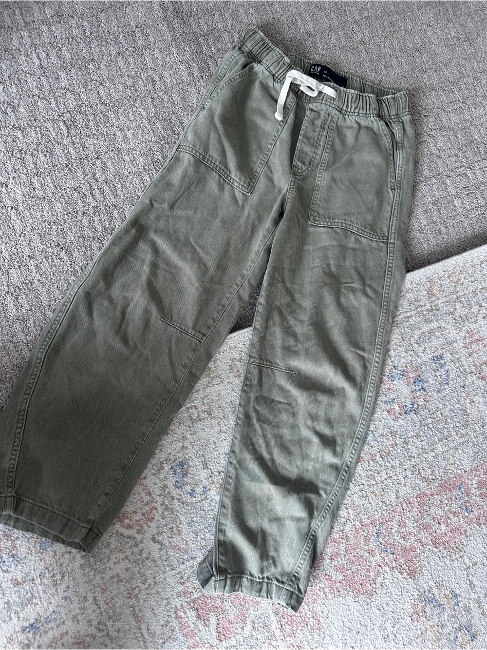 Gap womens xs Olive Green pull on barrel Pants